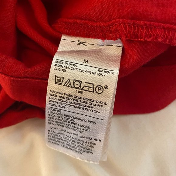 NEW WITHOUT TAGS Red Tie Top Tank Top Size Medium - Picture 4 of 4